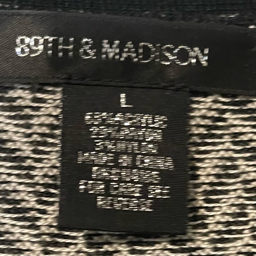 Cardigan - Picture 2 of 4